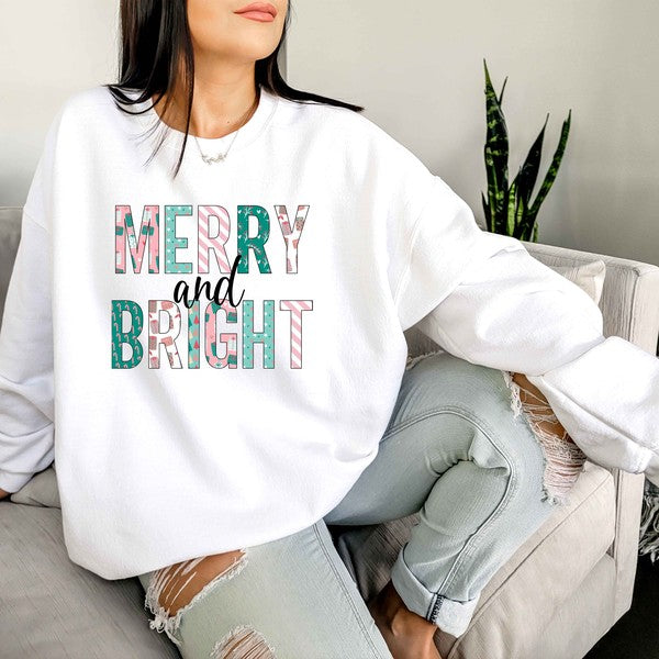 MERRY BRIGHT CHRISTMAS GRAPHIC SWEATSHIRT - Style Baby OMG Fashion Boutique - Stylebabyomg - Buy - Aesthetic Baddie Outfits - Babyboo - OOTD - Shie 