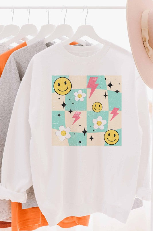 DAISY SMILEY CHECKER GRAPHIC SWEATSHIRT - Style Baby OMG Fashion Boutique - Stylebabyomg - Buy - Aesthetic Baddie Outfits - Babyboo - OOTD - Shie 