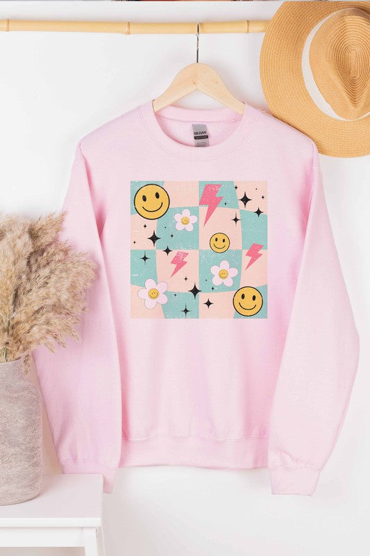 DAISY SMILEY CHECKER GRAPHIC SWEATSHIRT - Style Baby OMG Fashion Boutique - Stylebabyomg - Buy - Aesthetic Baddie Outfits - Babyboo - OOTD - Shie 
