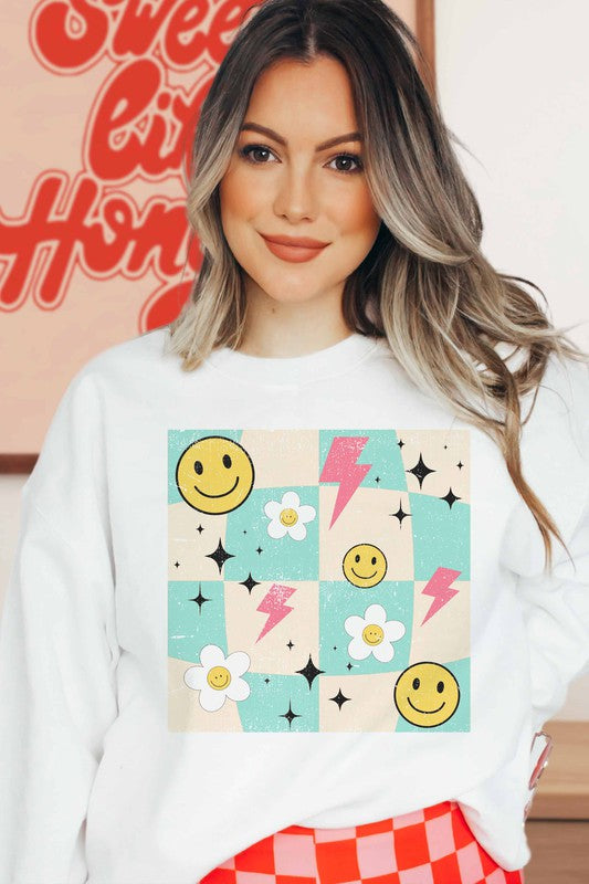 DAISY SMILEY CHECKER GRAPHIC SWEATSHIRT PLUS SIZE - Style Baby OMG Fashion Boutique - Stylebabyomg - Buy - Aesthetic Baddie Outfits - Babyboo - OOTD - Shie 
