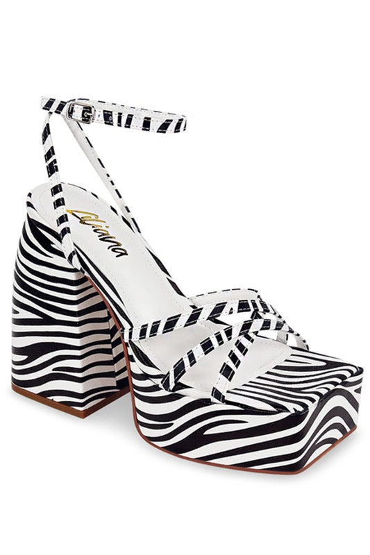 Coco Platform Heeled Sandals - Style Baby OMG Fashion Boutique - Stylebabyomg - Buy - Aesthetic Baddie Outfits - Babyboo - OOTD - Shie 