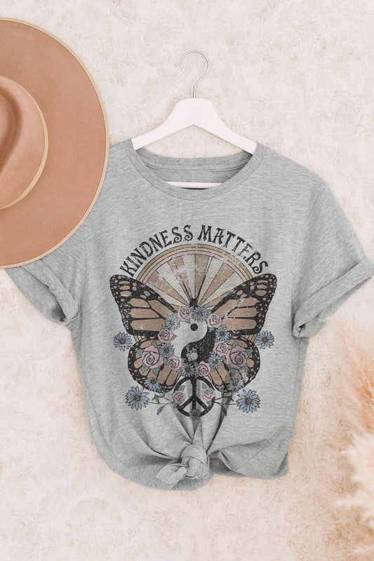 KINDNESS MATTERS GRAPHIC TEE - Style Baby OMG Fashion Boutique - Stylebabyomg - Buy - Aesthetic Baddie Outfits - Babyboo - OOTD - Shie 
