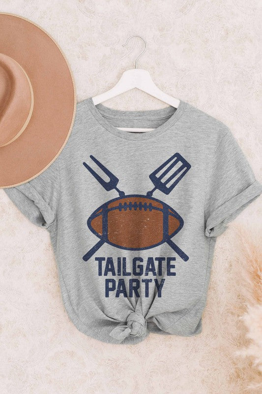 TAILGATE PARTY GRAPHIC TEE PLUS SIZE - Style Baby OMG Fashion Boutique - Stylebabyomg - Buy - Aesthetic Baddie Outfits - Babyboo - OOTD - Shie 