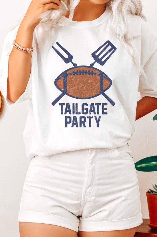 TAILGATE PARTY GRAPHIC TEE PLUS SIZE - Style Baby OMG Fashion Boutique - Stylebabyomg - Buy - Aesthetic Baddie Outfits - Babyboo - OOTD - Shie 
