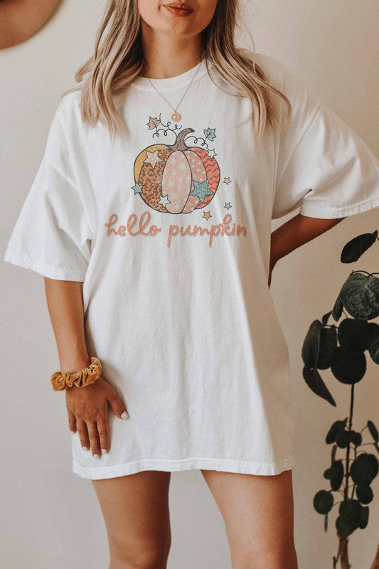 HELLO PUMPKIN GRAPHIC TEE PLUS SIZE - Style Baby OMG Fashion Boutique - Stylebabyomg - Buy - Aesthetic Baddie Outfits - Babyboo - OOTD - Shie 