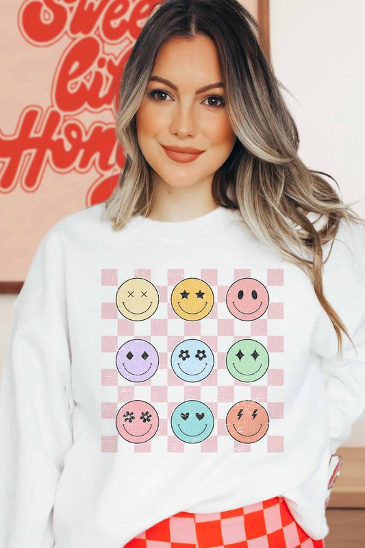 SMILEY CHECKER  SWEATSHIRT PLUS SIZE - Style Baby OMG Fashion Boutique - Stylebabyomg - Buy - Aesthetic Baddie Outfits - Babyboo - OOTD - Shie 