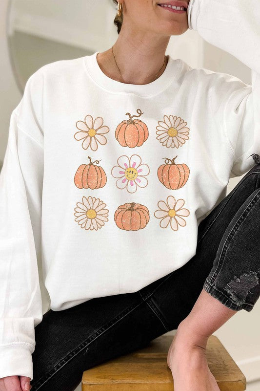 PUMPKINS AND FLOWERS SWEATSHIRT PLUS SIZE - Style Baby OMG Fashion Boutique - Stylebabyomg - Buy - Aesthetic Baddie Outfits - Babyboo - OOTD - Shie 