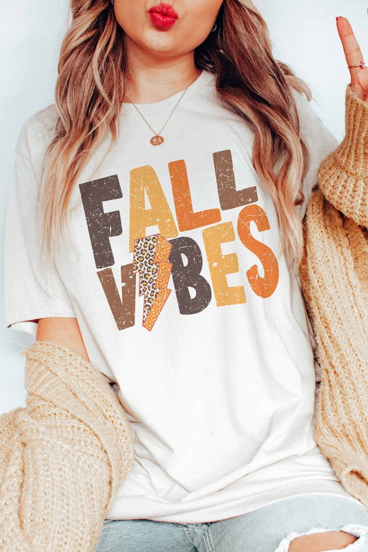 FALL VIBES GRAPHIC TEE PLUS SIZE - Style Baby OMG Fashion Boutique - Stylebabyomg - Buy - Aesthetic Baddie Outfits - Babyboo - OOTD - Shie 