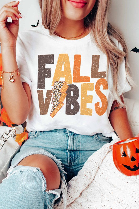 FALL VIBES GRAPHIC TEE PLUS SIZE - Style Baby OMG Fashion Boutique - Stylebabyomg - Buy - Aesthetic Baddie Outfits - Babyboo - OOTD - Shie 
