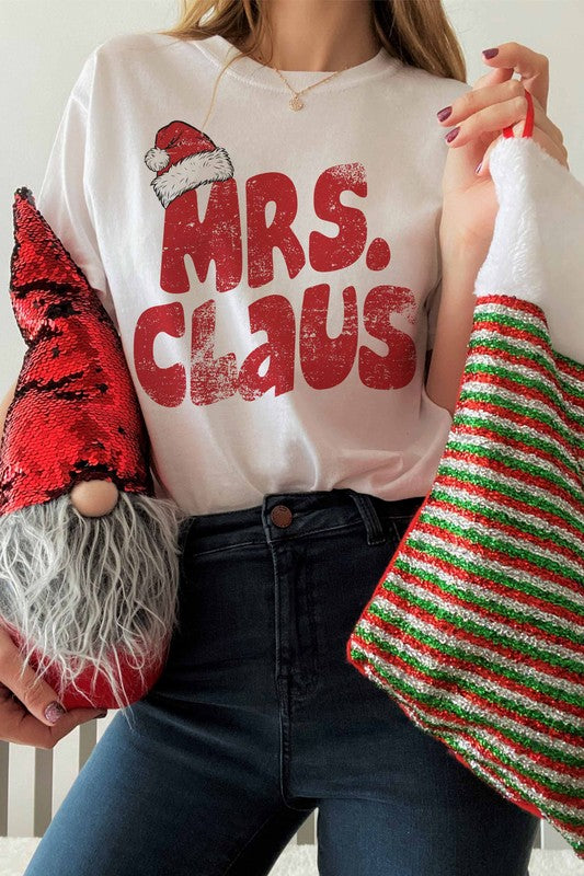 MRS. CLAUS GRAPHIC TEE PLUS SIZE - Style Baby OMG Fashion Boutique - Stylebabyomg - Buy - Aesthetic Baddie Outfits - Babyboo - OOTD - Shie 