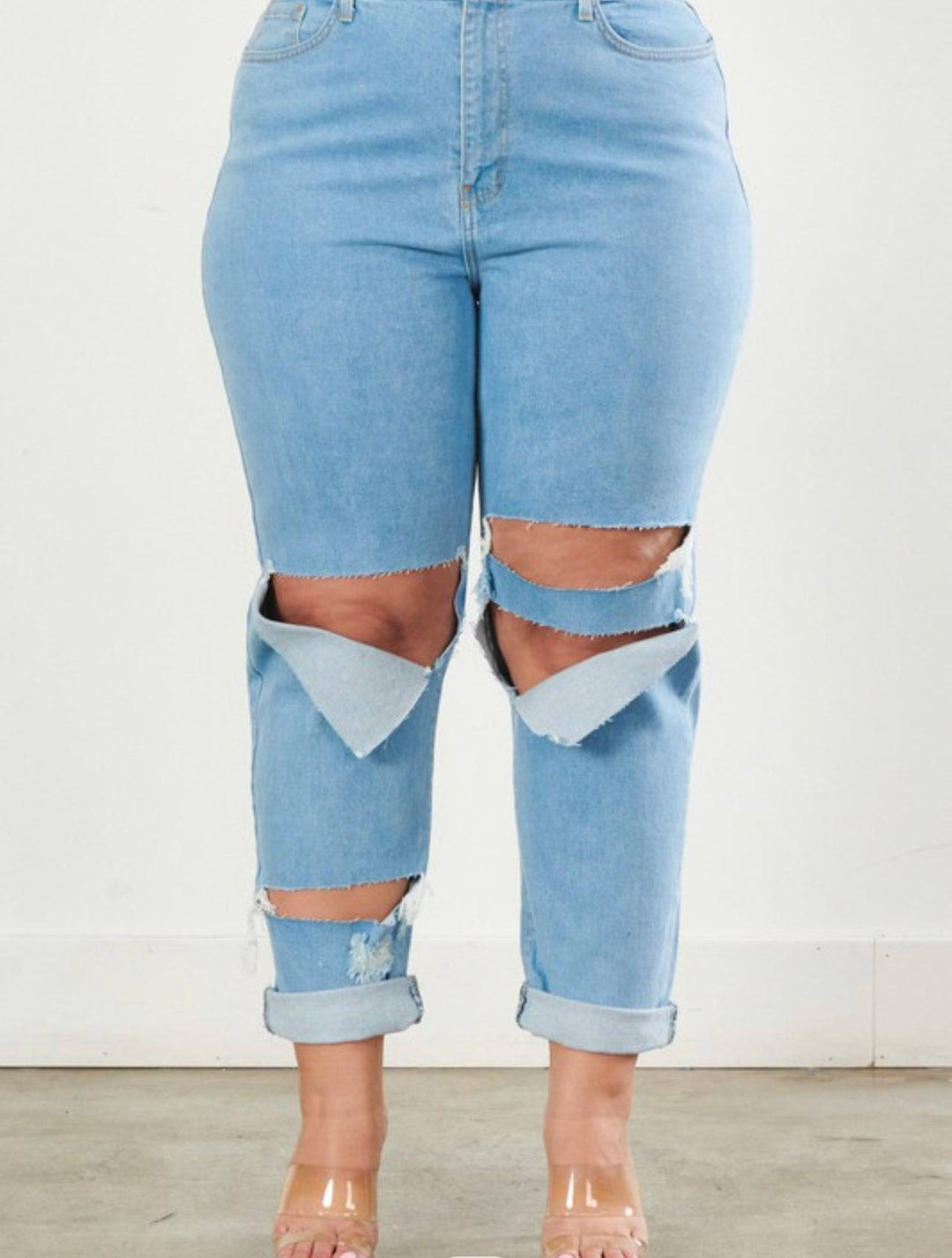 Natalia Mom Distressed Jeans - Style Baby OMG Fashion Boutique - Stylebabyomg - Buy - Aesthetic Baddie Outfits - Babyboo - OOTD - Shie 